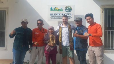 Stevan Tokin di Klinik Satwa Lembah Hijau Lampung