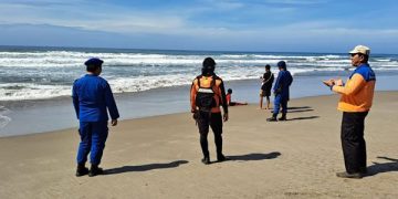 Wisatawan Tenggelam di Pantai Pesisir Barat Lampung