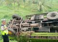 Kecelakaan truk terguling di Lampung Timur