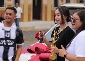 Bos HS Hadiahkan Mobil untuk Intan Putri