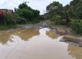 Jalan di Way Kanan Lampung Rusak Parah