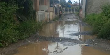 Jalan rusak di Bandar Lampung