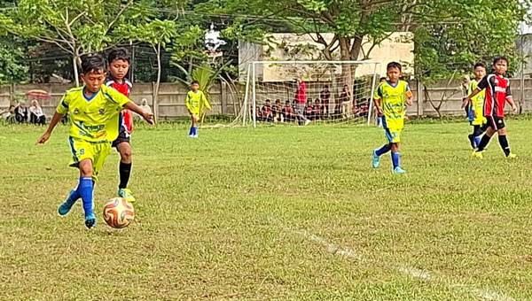 Sepak Bola Piala KONI Pusat Regional Lampung