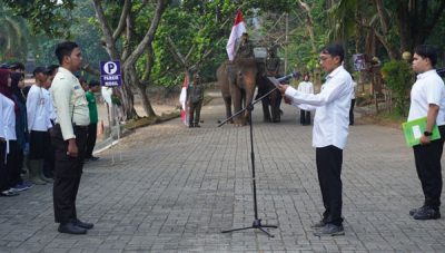 Upacara bendera HUT ke-81 RI di Lembah Hijau Lampung
