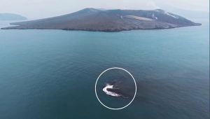 Daratan Baru Dekat Gunung Anak Krakatau