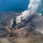 Gunung Anak Krakatau Erupsi