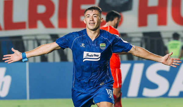 Pemain Persib Bandung Mariano Peralta